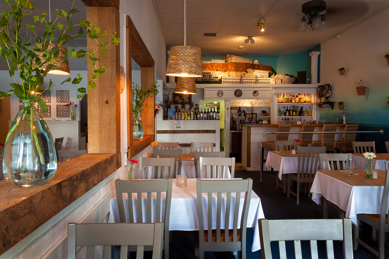 Inside Yanni's Greek Restaurant